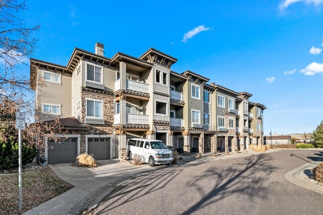 Building Photo - 9359 Las Ramblas Ct