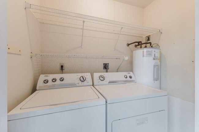 Building Photo - 11861 Caraway Ln