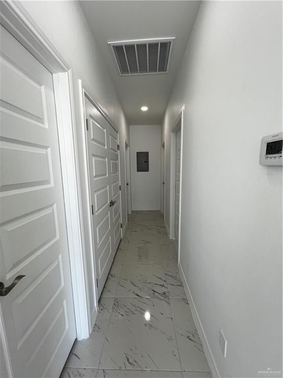 Building Photo - 20 Selena St