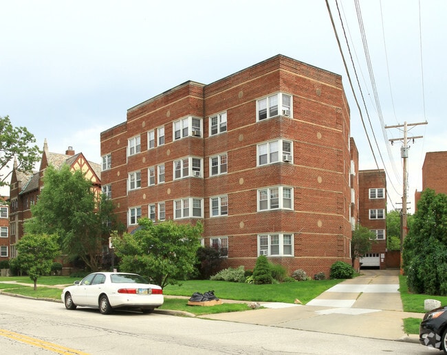 Building Photo - Edgewater House