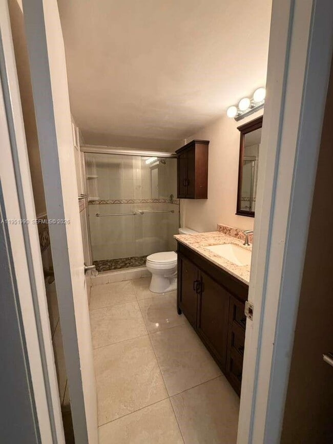 Building Photo - 13858 SW 90th Ave