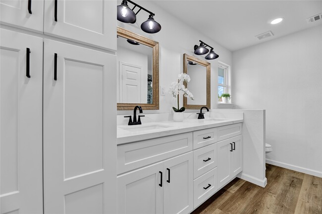 Building Photo - 2726 Stetson Ln