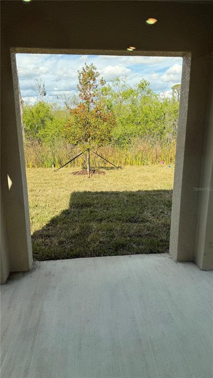 Building Photo - 1629 Tropical Oasis Ave