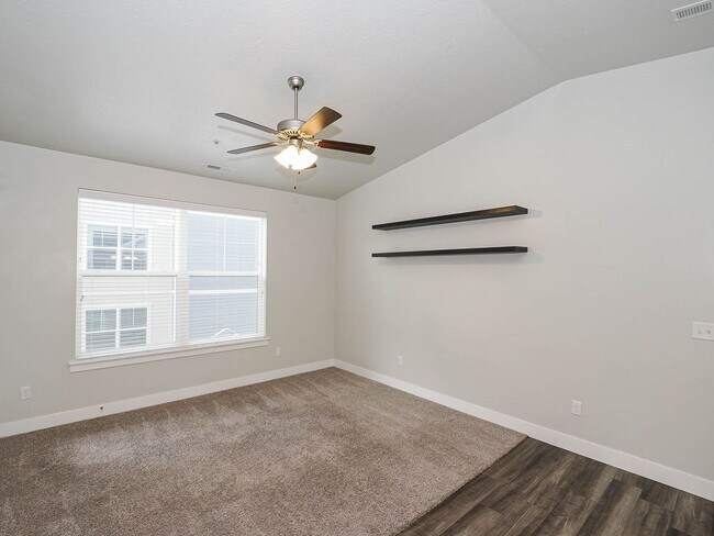 Building Photo - 14474 S Renner Ln