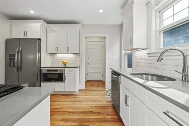 Building Photo - 37 Gallivan Blvd