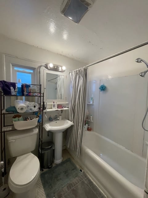 bathroom - 5231 12th Ave NE