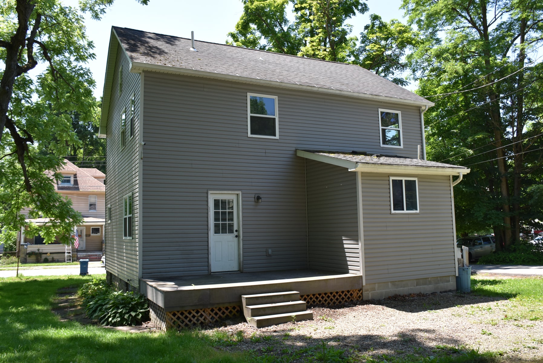 Building Photo - 539 North St