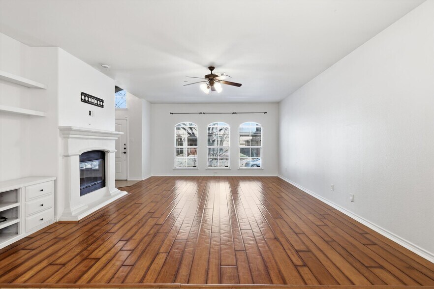 Building Photo - 6789 Cortona Ln