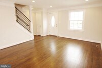 Building Photo - 12307 Chesterton Dr