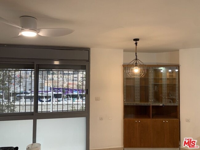 Building Photo - 10 Herzl Blvd