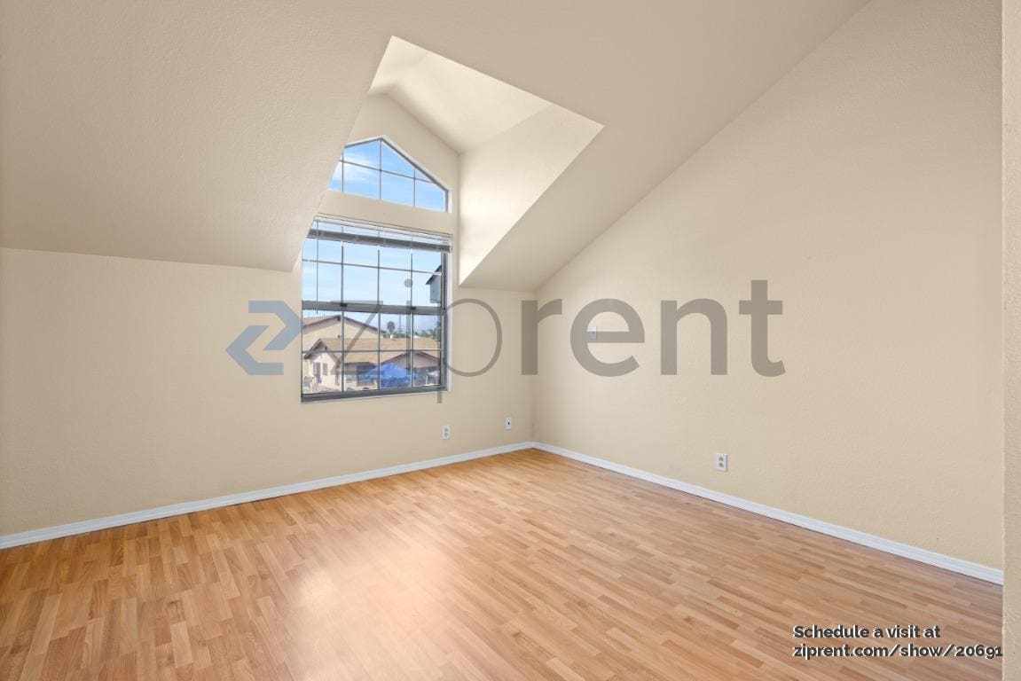 Building Photo - 399 G St