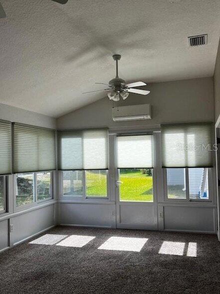 Building Photo - 731 Agua Way