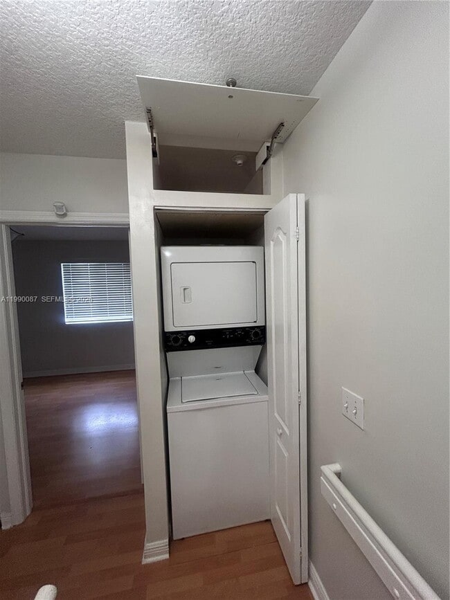 Building Photo - 8260 NW 10th St