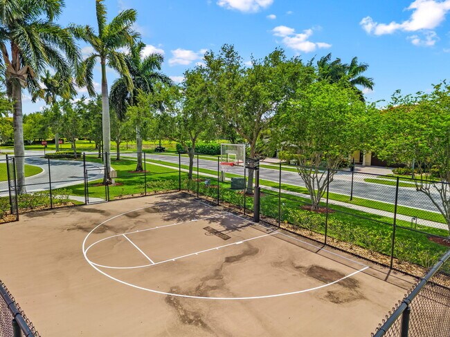 Building Photo - 10652 Ivanhoe Ln