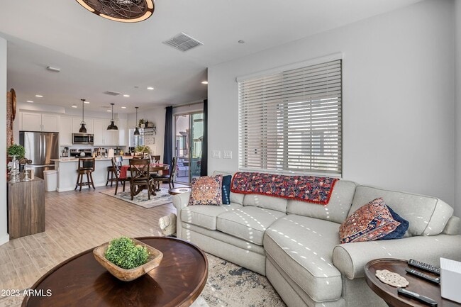 Building Photo - 4100 S Pinelake Way