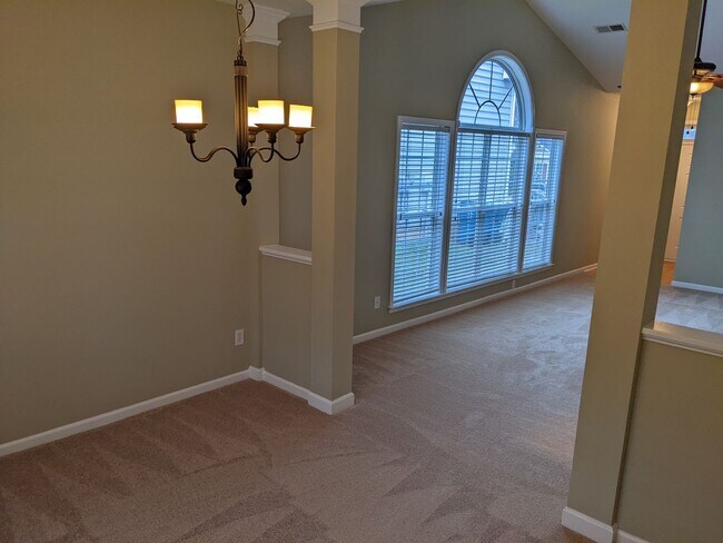 Building Photo - Four Bedroom with Fence and Cabarrus Schools