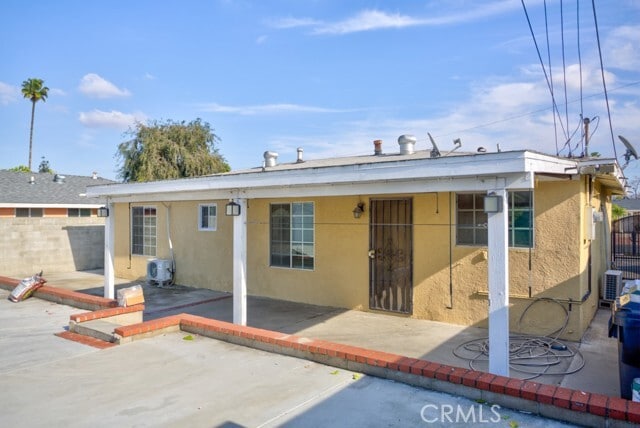 Building Photo - 1343 Electra Ave