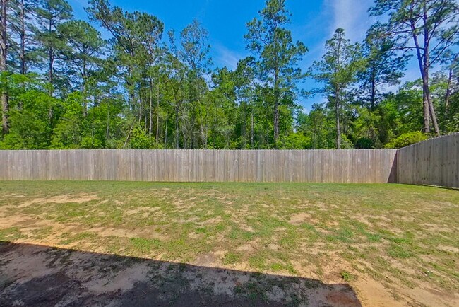 Building Photo - 341 Monarch Ln