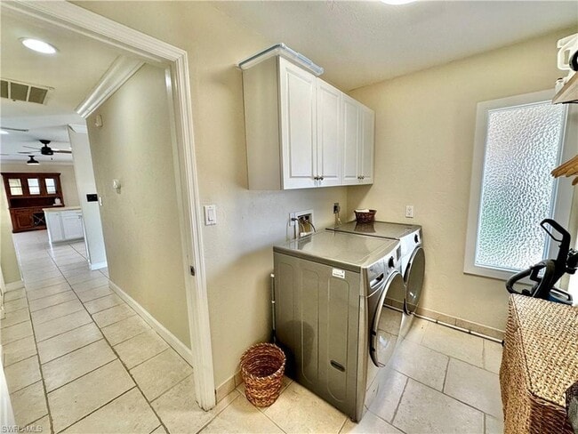 Building Photo - 169 Baltusrol Dr