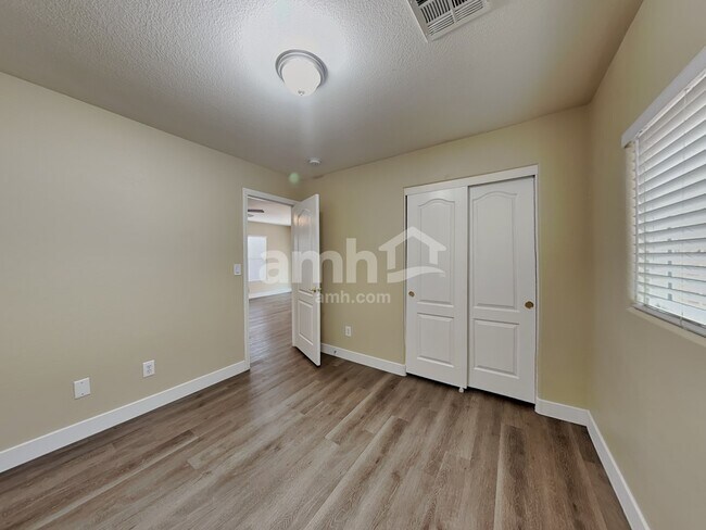 Building Photo - 3128 Manti Peak Ave