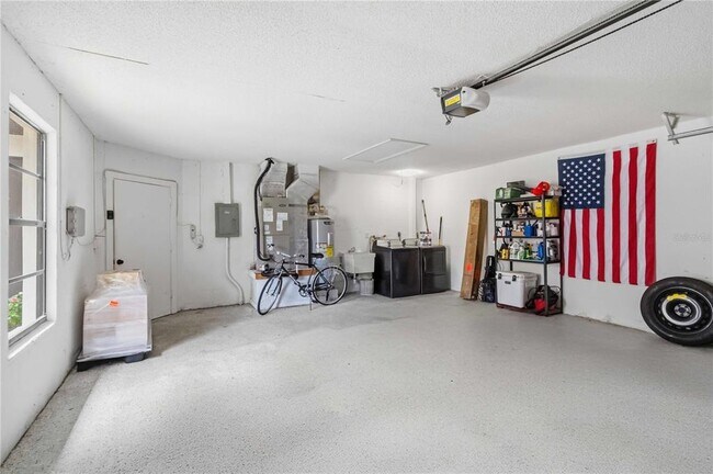 Building Photo - 3689 Glen Eagle Dr