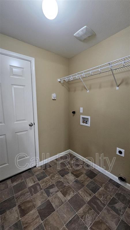 Building Photo - 9302 W Caelen Ave