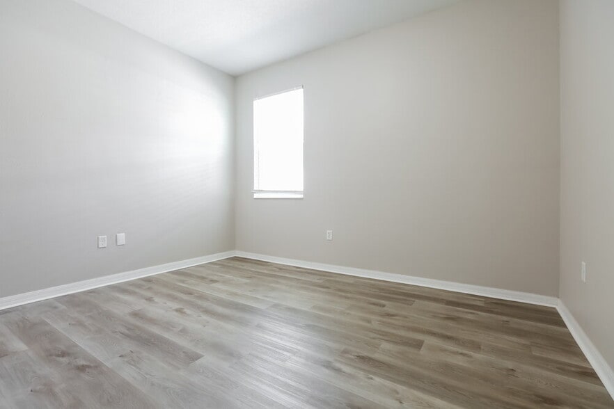 Building Photo - 7403 Turtle View Dr
