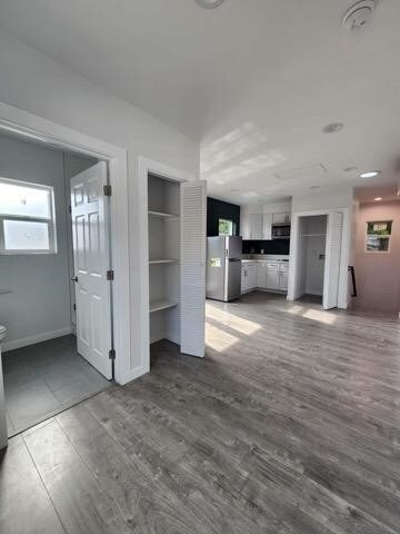 Building Photo - 4431 Gainsborough Ave