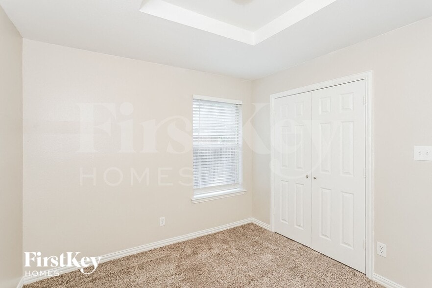 Building Photo - 2513 Elliott Ave