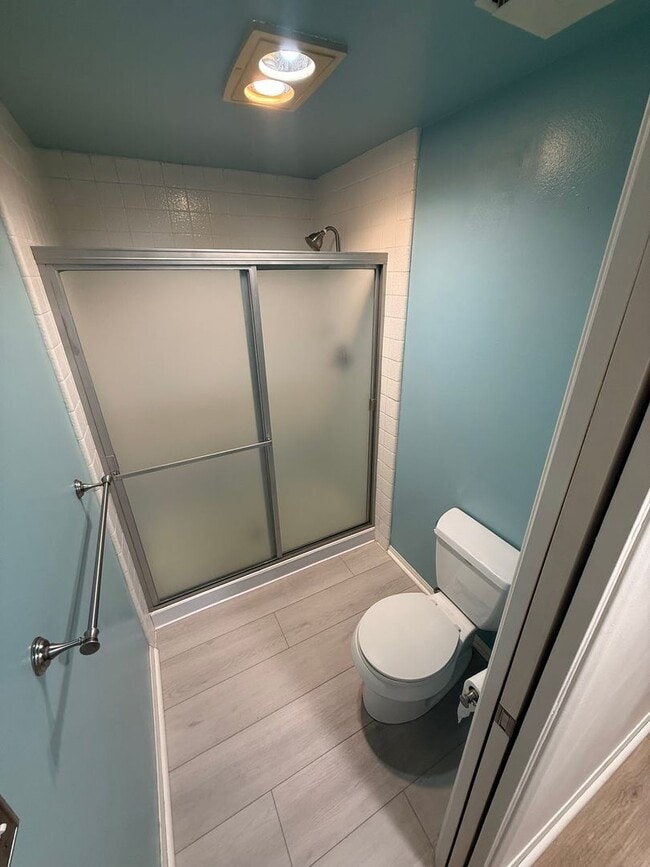 Building Photo - Amazing South Pasadena Condo in Prime Location!