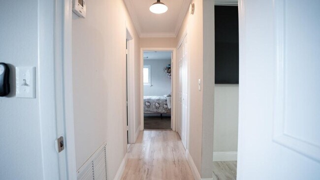 Building Photo - 79 W Rubber Tree Dr