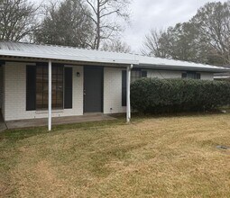 Building Photo - FOR RENT IN LAFAYETTE: 3 Bedroom, 1 Bathroom home!
