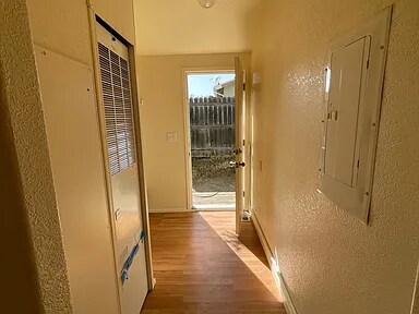 Building Photo - 291 Las Tablas Rd