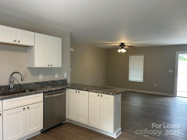 Building Photo - 3299 Paul Elmore Rd