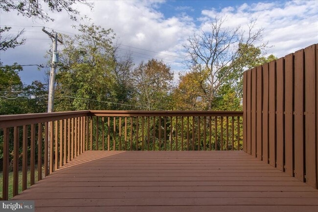Building Photo - 37 S Colonial Dr