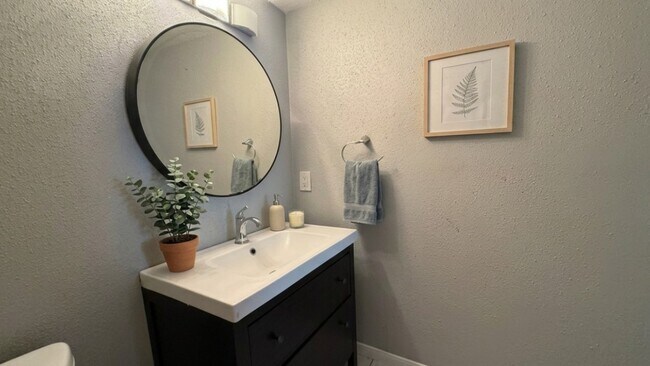 Building Photo - 4647 Wild Indigo St