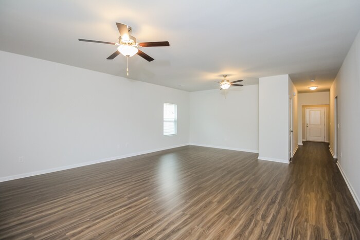 Building Photo - 183 Dorian Lp