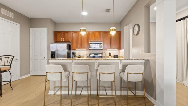 Building Photo - 5037 Shoreway Loop