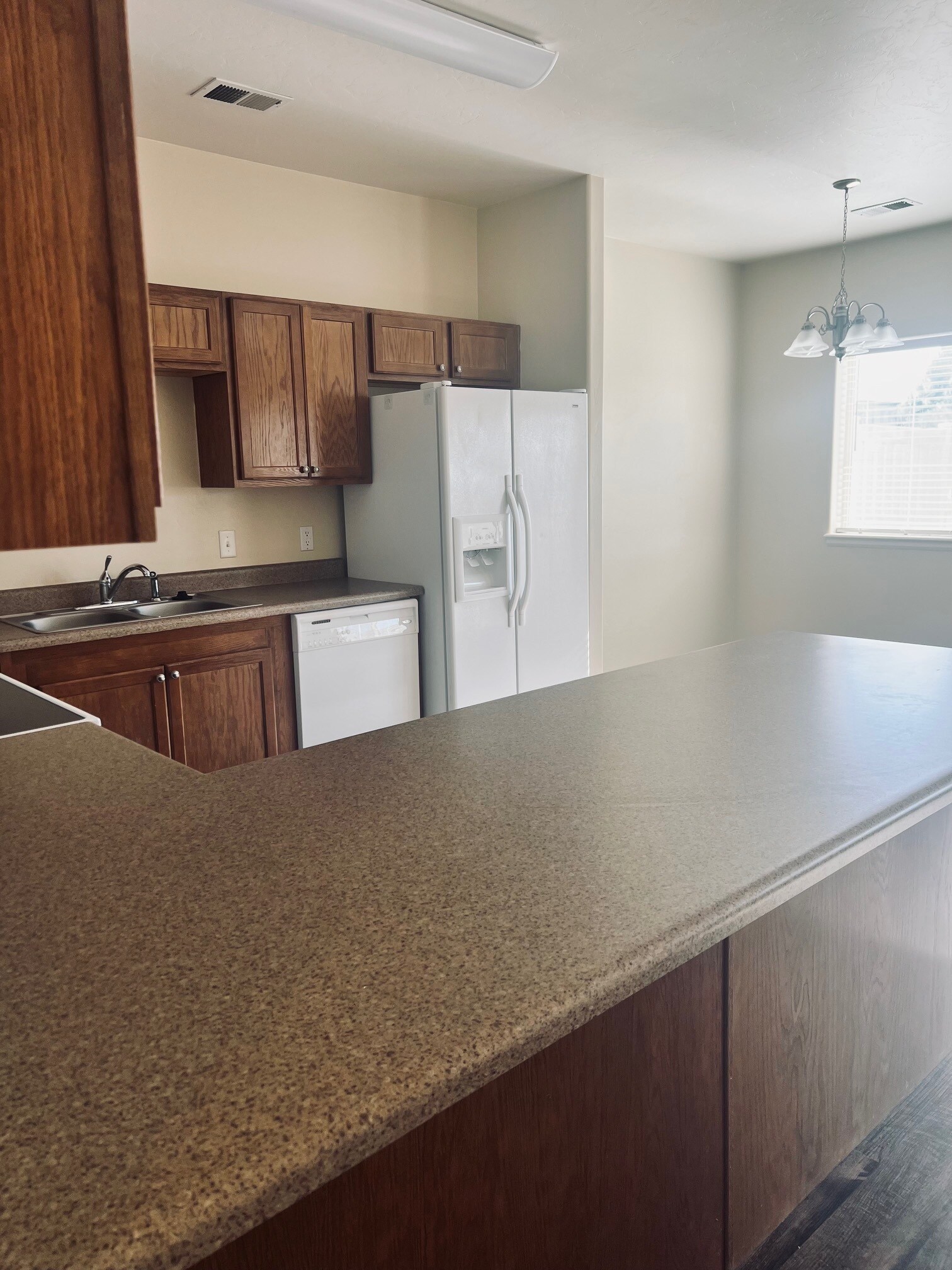 Building Photo - 2476 Orion Way
