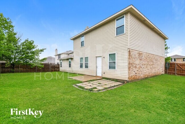 Building Photo - 1301 Anna Lea Ln