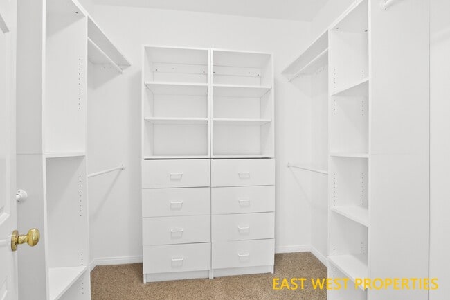 Building Photo - 42 Burlingame