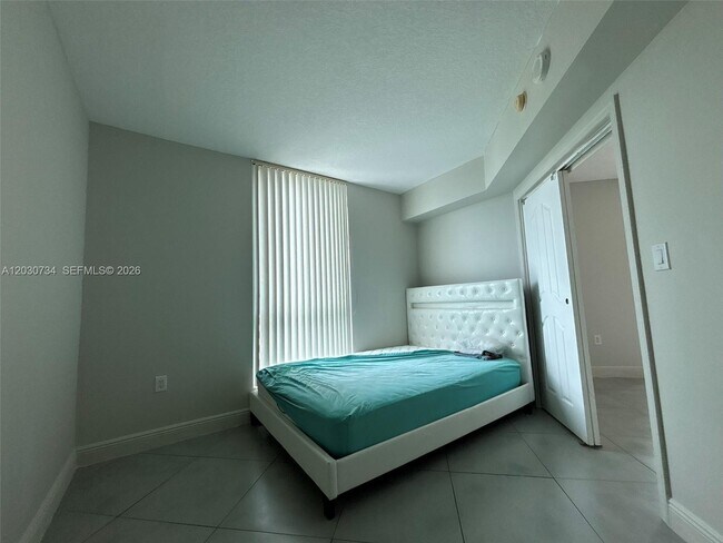 Building Photo - 9055 SW 73rd Ct