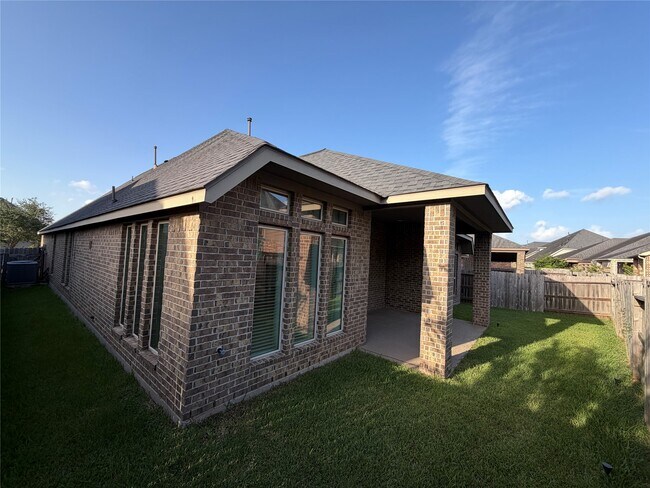 Building Photo - 3319 Sky Run Ct