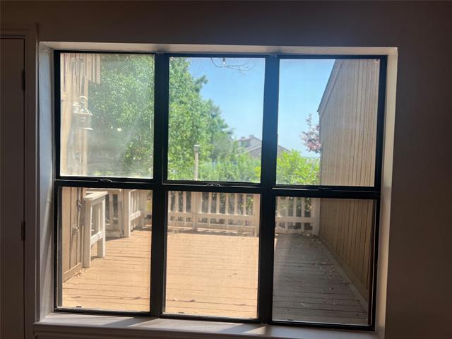 Building Photo - 554 Yacht Club Dr