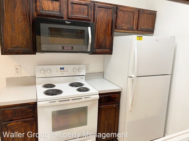 Building Photo - 9737 Whitehurst Dr