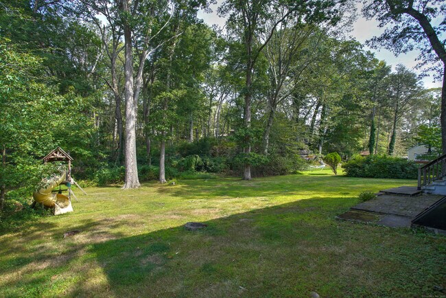 Building Photo - 57 Wampus Way