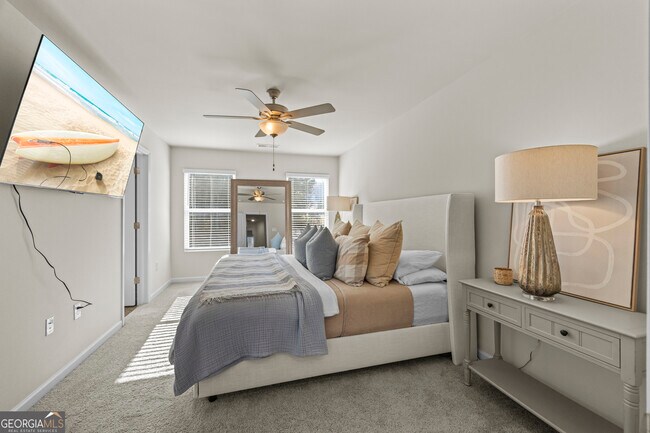 Building Photo - 550 Buxton Rd