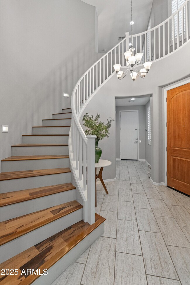 Building Photo - 3603 E Salter Dr