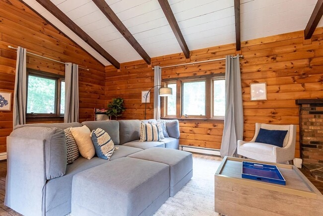 Building Photo - 58 Valk Rd