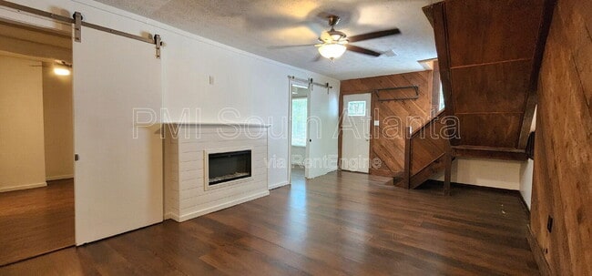 Building Photo - 6584 Walker Rd